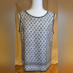 ✨️UPDATED✨Talbots Medallion Shell Sleeveless Blouse Black White Geometric Size M